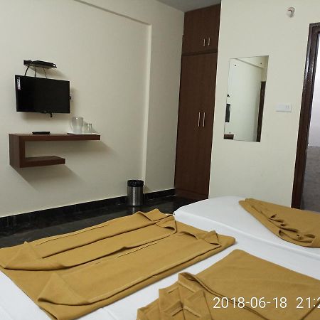 Sapphire Stay บังกาลอร์ ภายนอก รูปภาพ